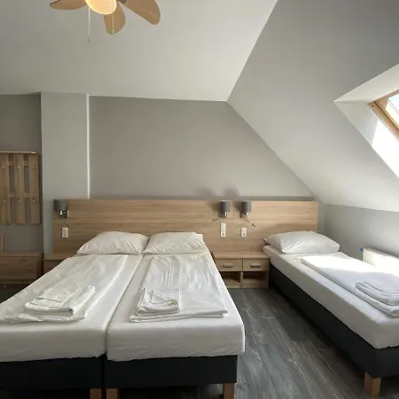 Bed & Breakfast Kis Szieszta Panzio Balatonboglar