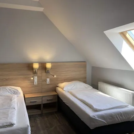 Kis Szieszta Panzio 3* Balatonboglar