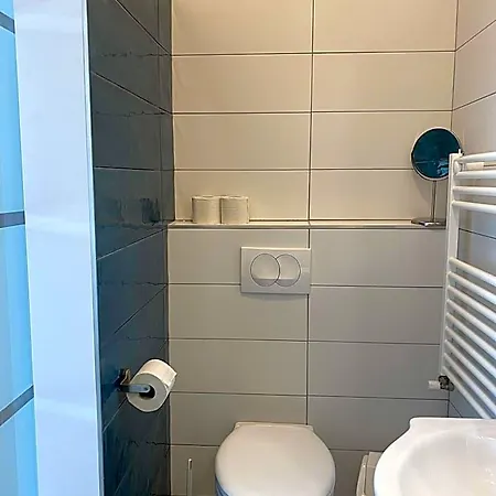 Kis Szieszta Panzio B&B