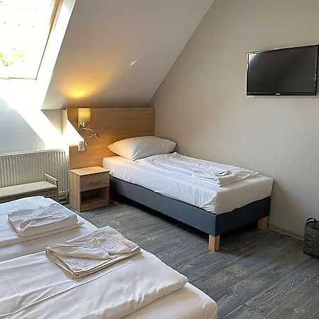 Kis Szieszta Panzió 3* Balatonboglár