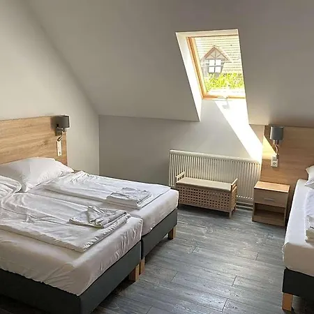 Kis Szieszta Panzió 3* Balatonboglár
