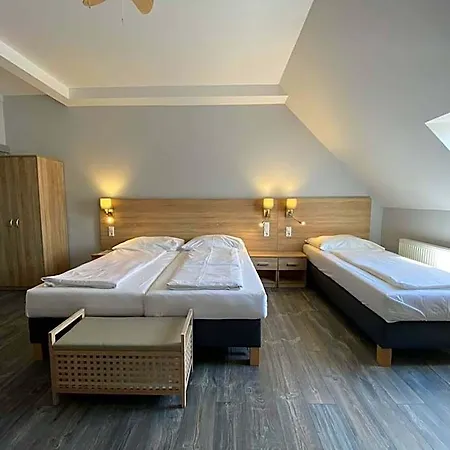 Kis Szieszta Panzió 3* Balatonboglár